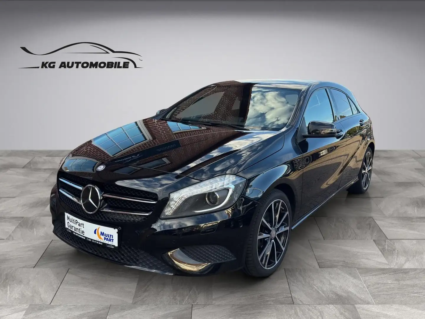 Mercedes-Benz A 180 A -Klasse A 180 CDI AMG Style Schwarz - 1