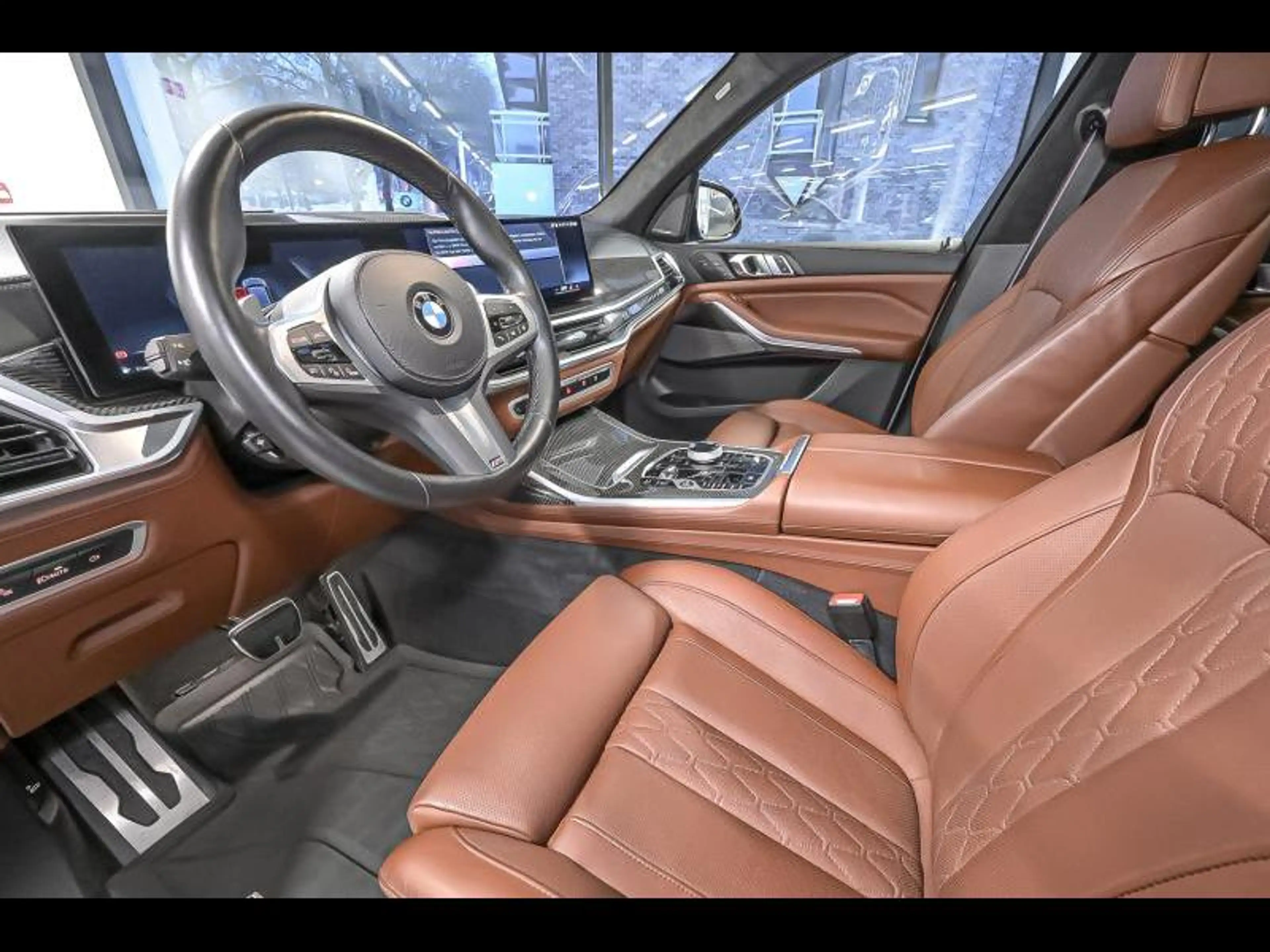 BMW X7 xDrive40i - M Pack — photo 5