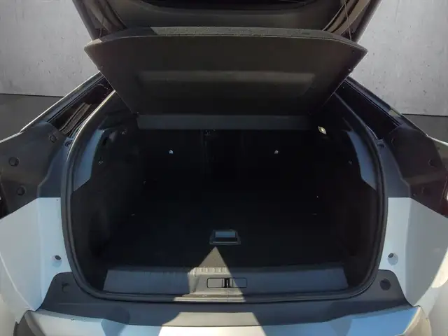 Peugeot 3008 view 7