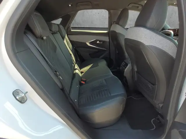 Peugeot 3008 view 14