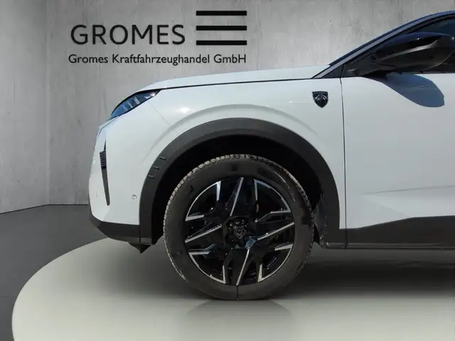 Peugeot 3008 view 11