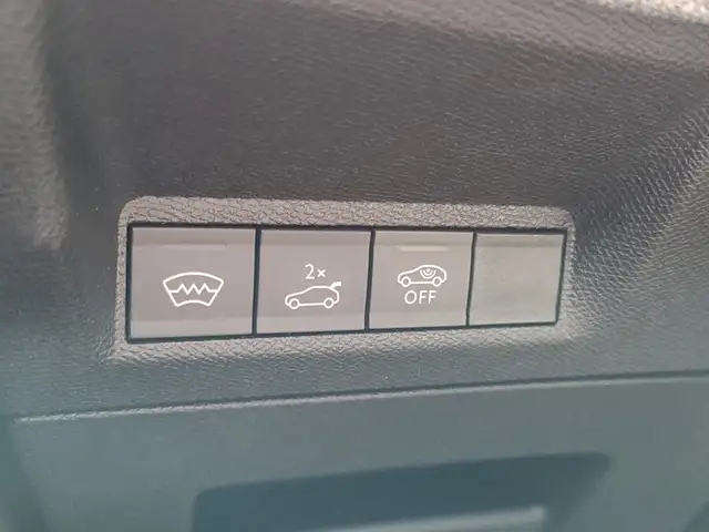 Peugeot 3008 view 18