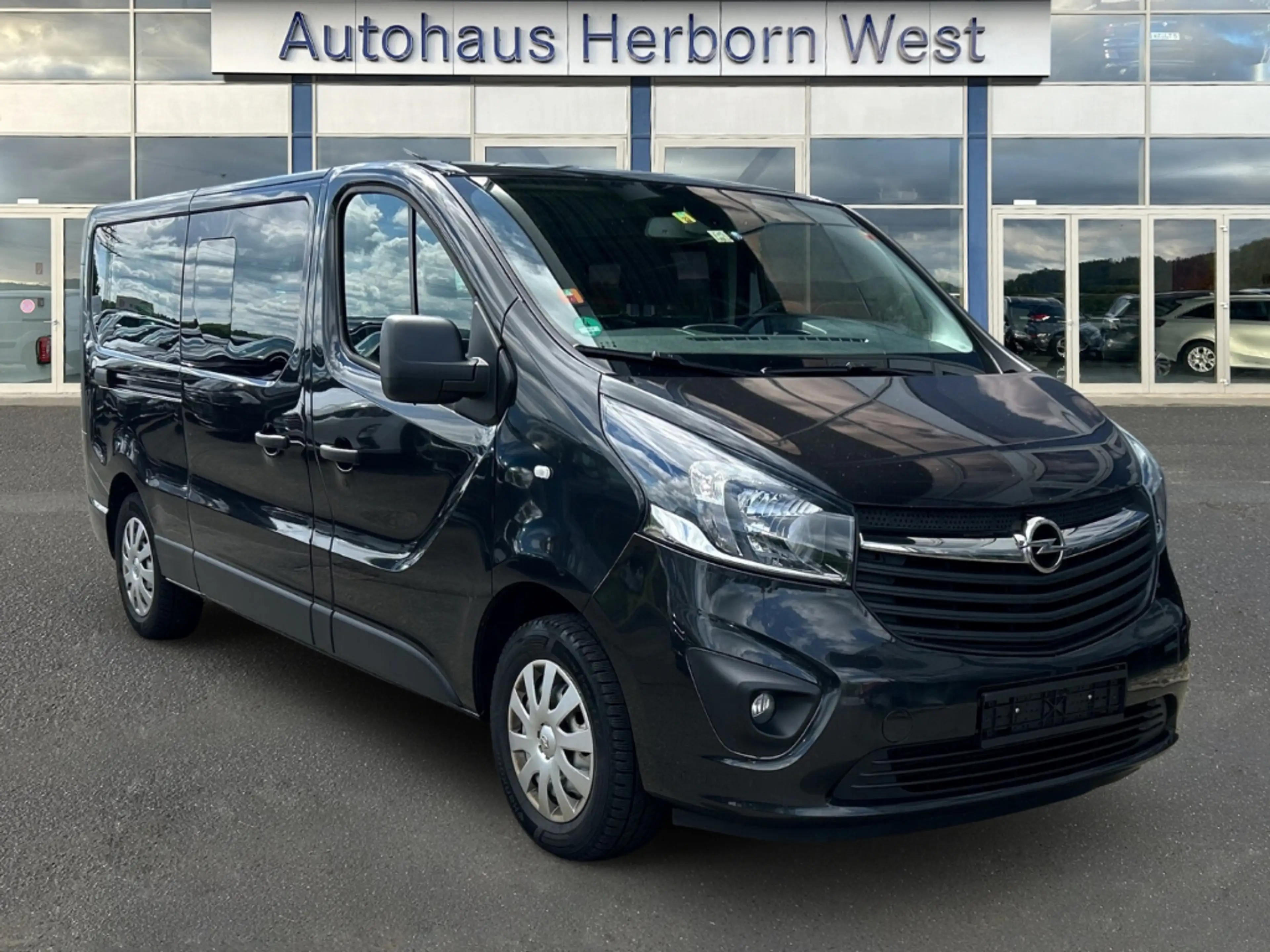 Opel Vivaro B 1.6 CDTI Combi+  L2H1 AHK 9-Sitzer Sitzheizung N — photo 2