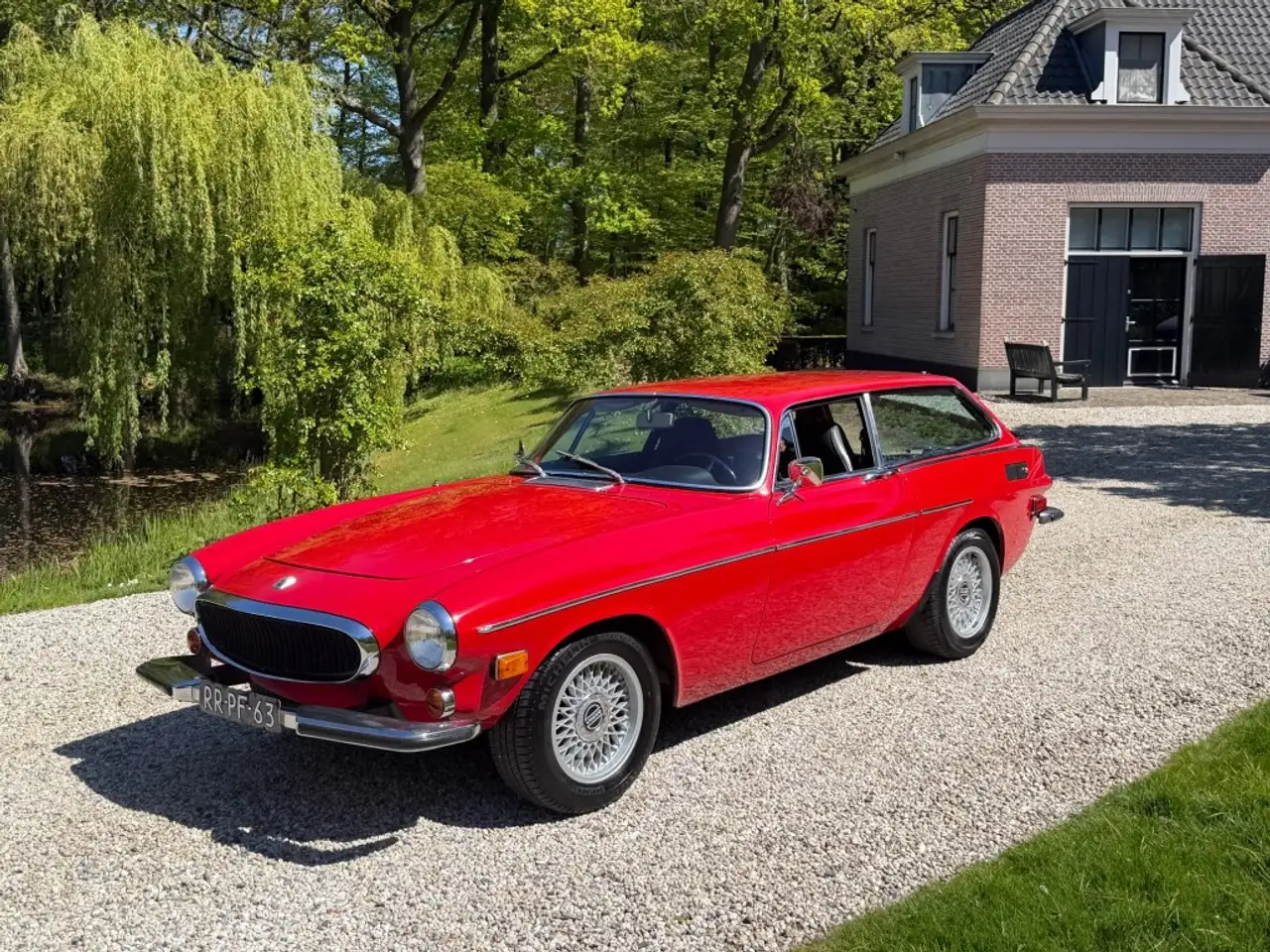 Volvo P1800 ES handgeschakeld, foto 1