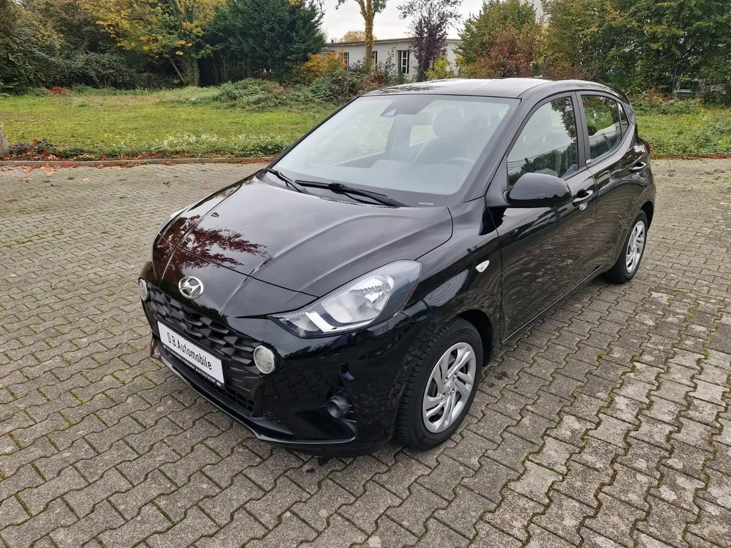 Hyundai i10 Select 1.0/Klima/4türig/DAB/Allw Noir - 1