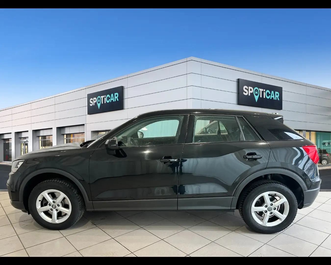 Audi Q2 1.6 tdi Business Noir - 2