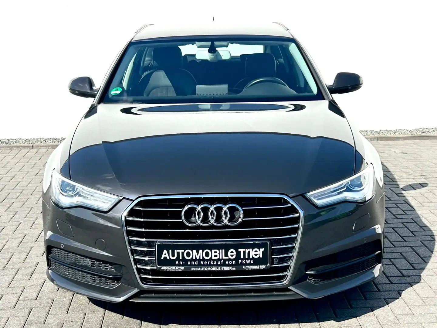 Audi A6 Avant 3.0 TDI sport / NAVI / LED / AHK / Grau - 2
