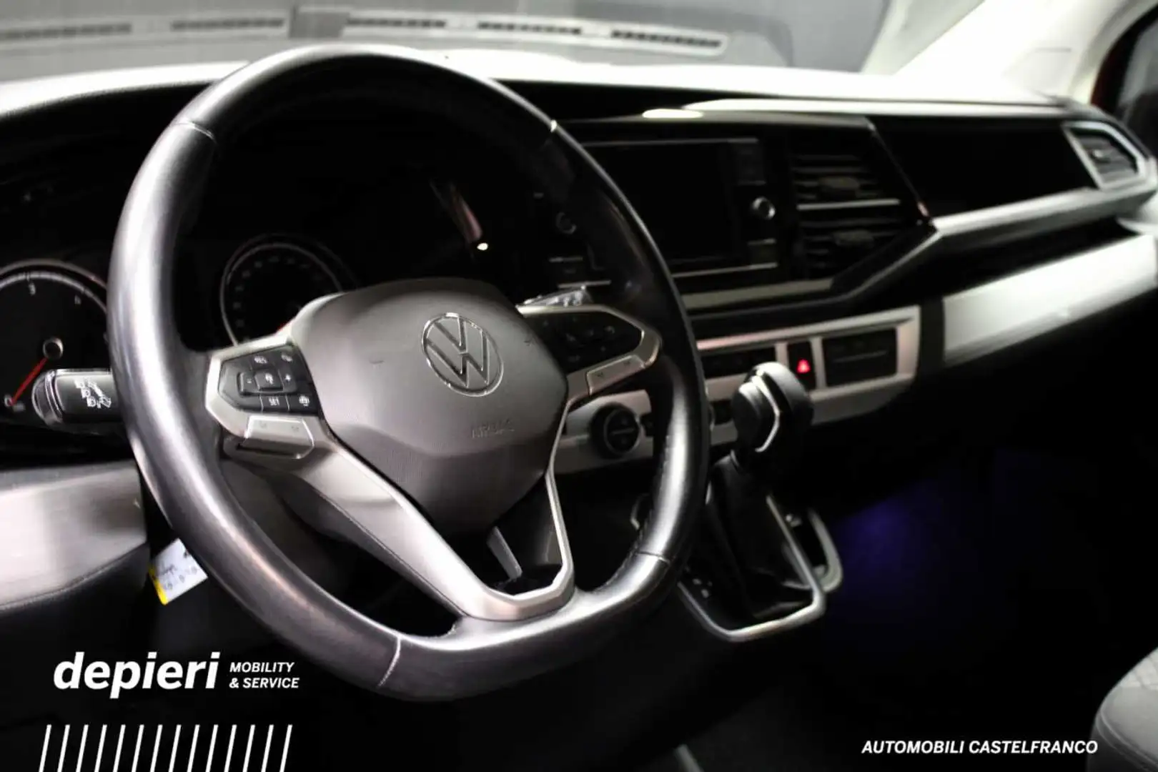 Volkswagen T6 California California T6.1 2.0 TDI DSG 4Motion Beach Camper Rosso - 2