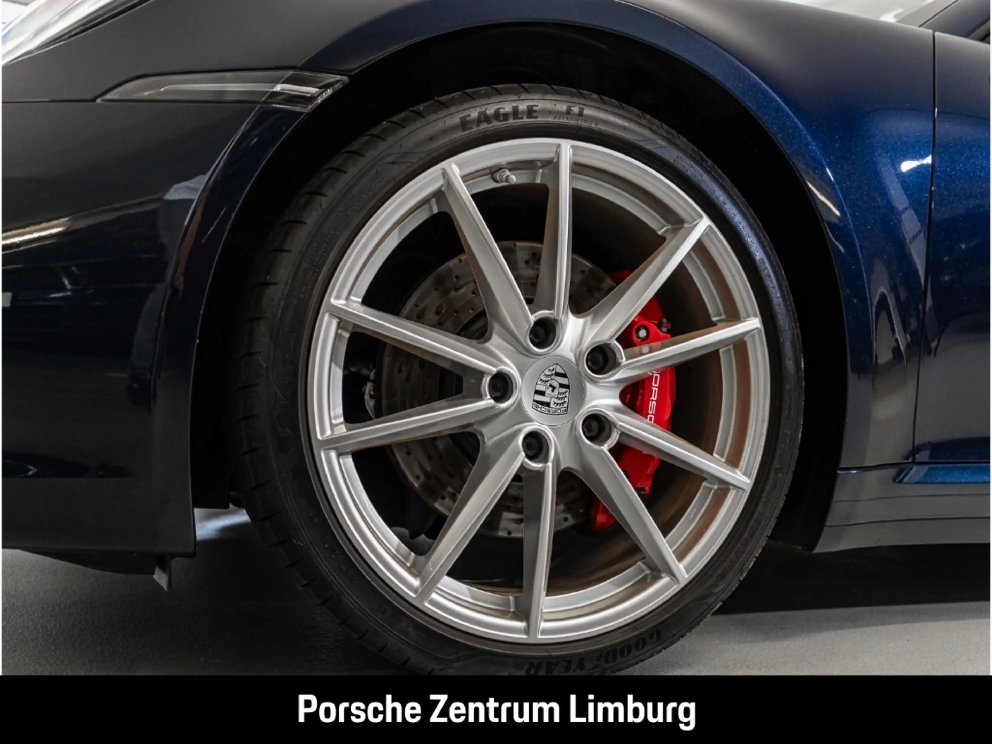 Porsche 992 911 Carrera S Cabriolet Sportabgas BOSE — photo 6