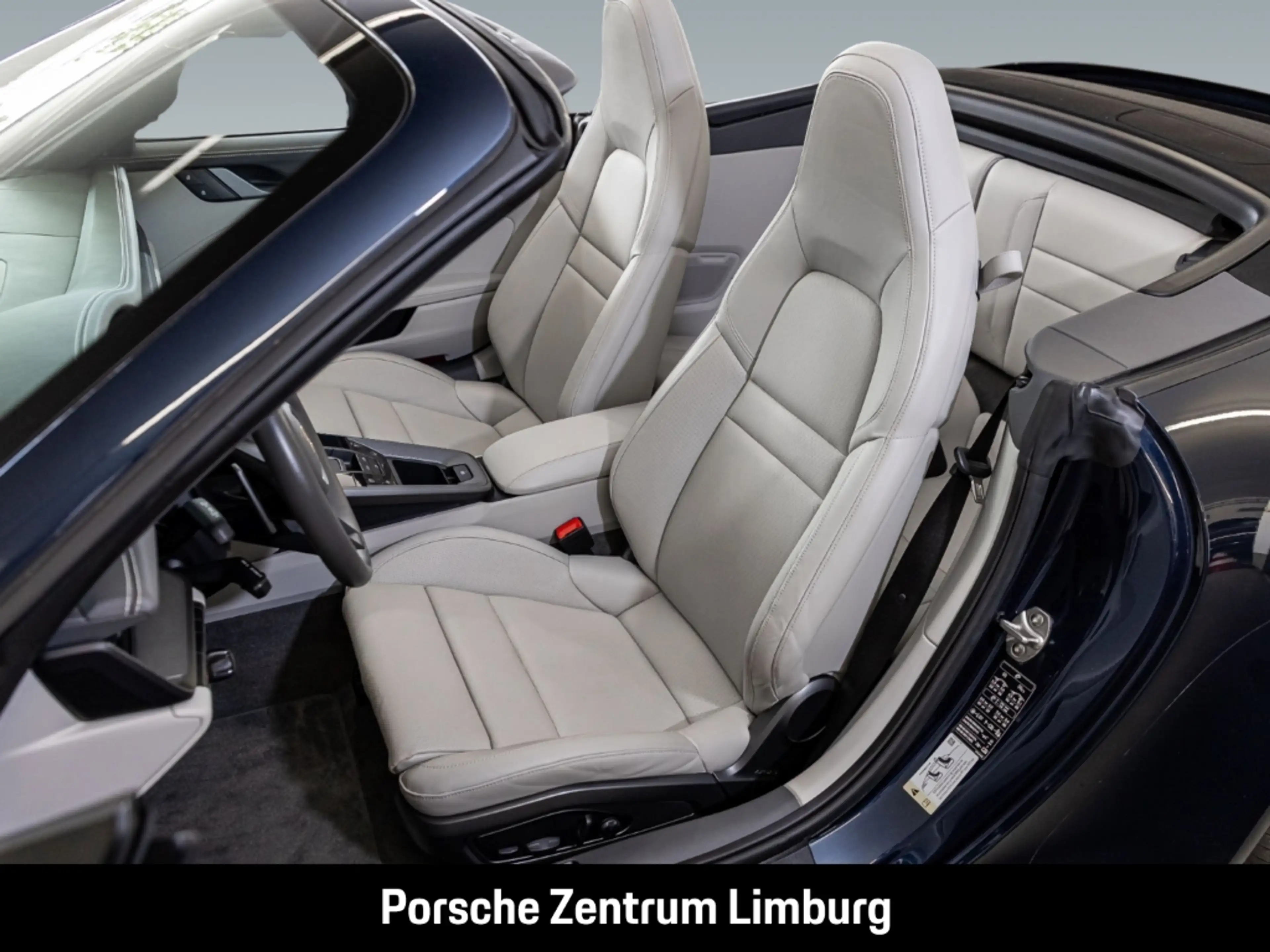 Porsche 992 911 Carrera S Cabriolet Sportabgas BOSE — photo 12