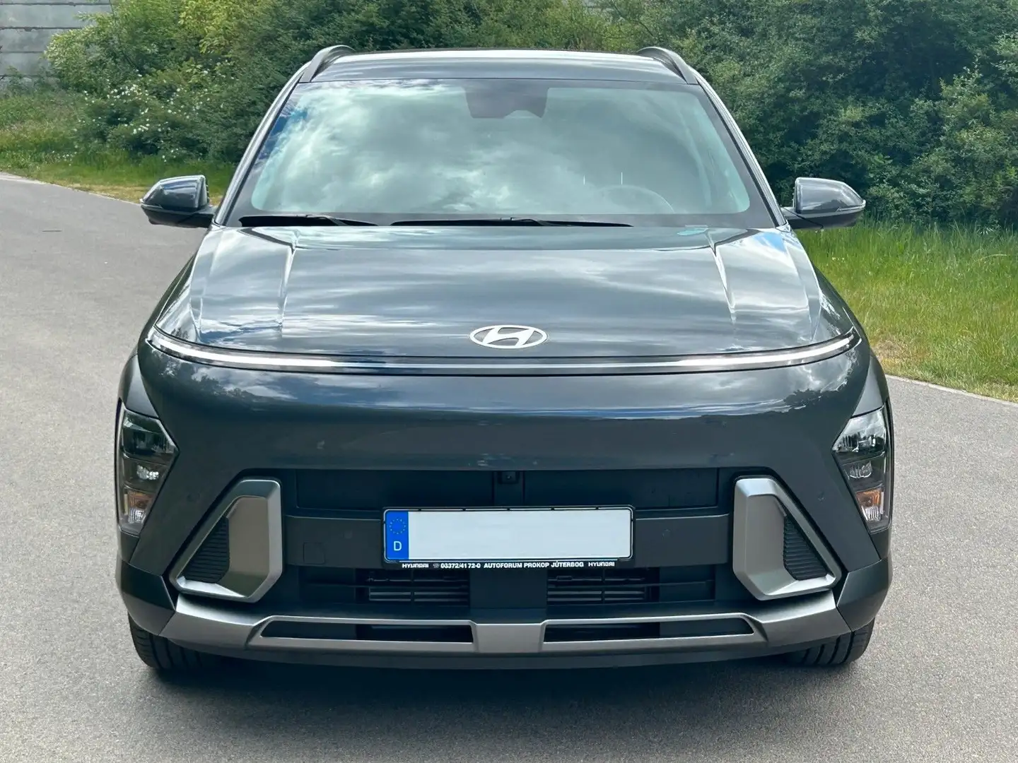 Hyundai KONA 1.6 T-GDI Trend *Totwinkel*Nav*ACC*LED*360° Grau - 2
