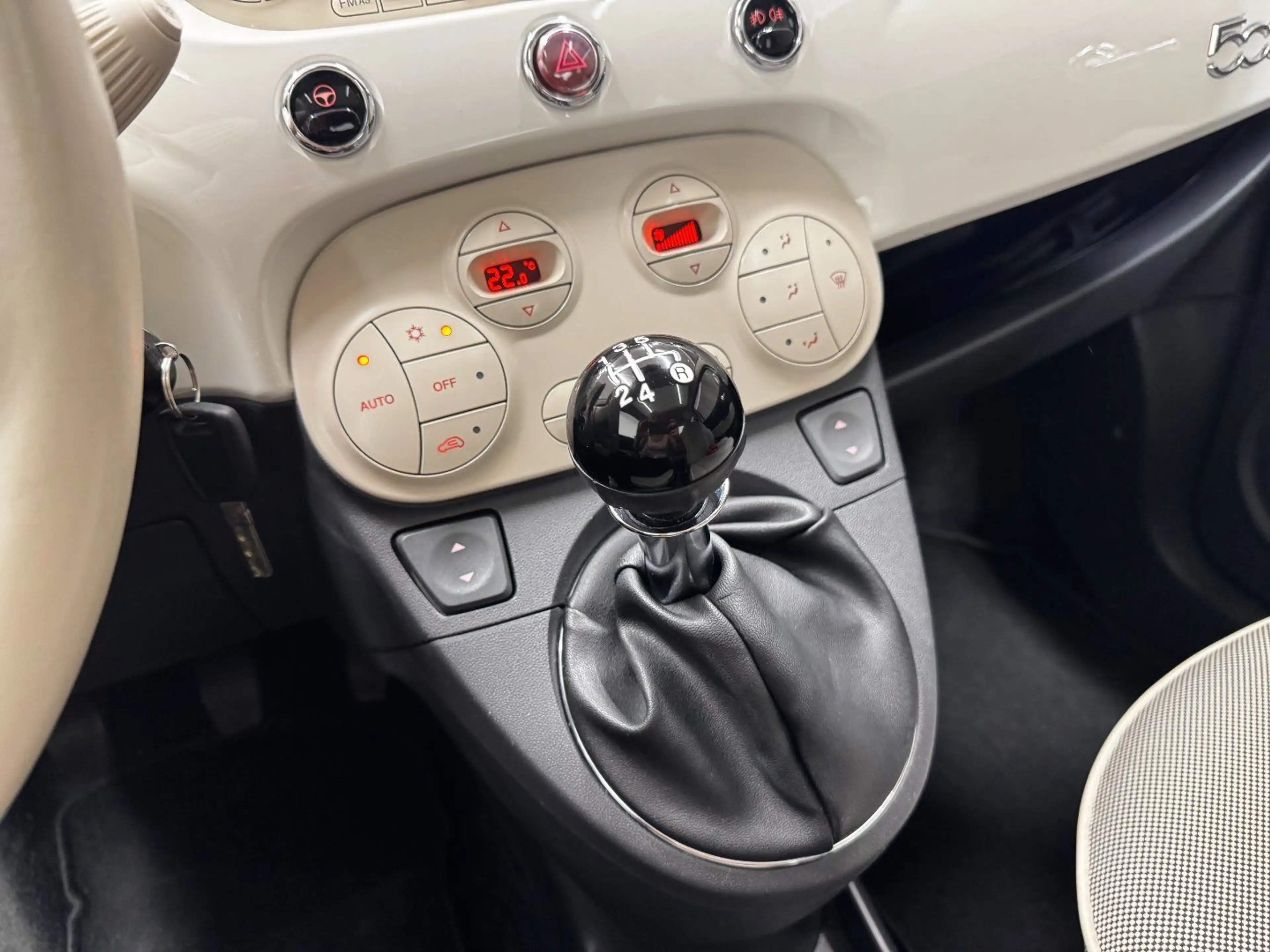 Fiat 500 1.2 8V Lounge — photo 15