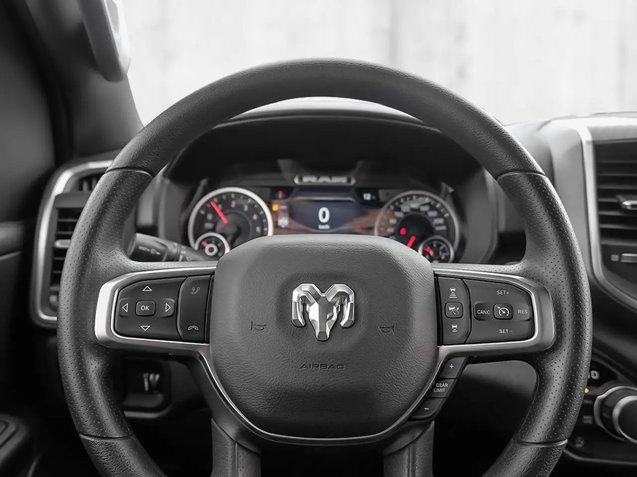 RAM 1500 снимка RAM 1500