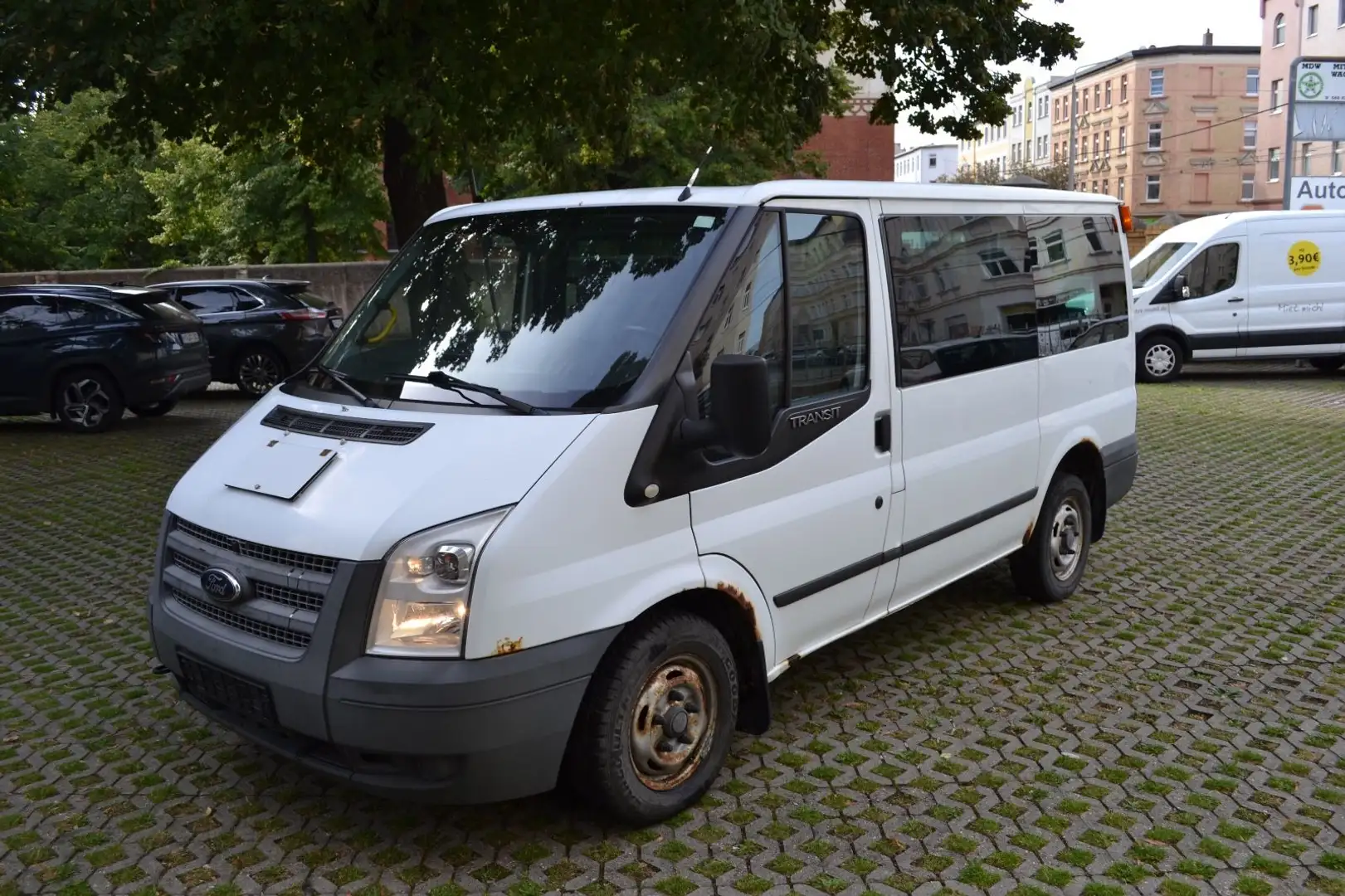 Ford Transit 280K TDCI - Klima - 9 Sitzer - 6 Gang - Білий - 1