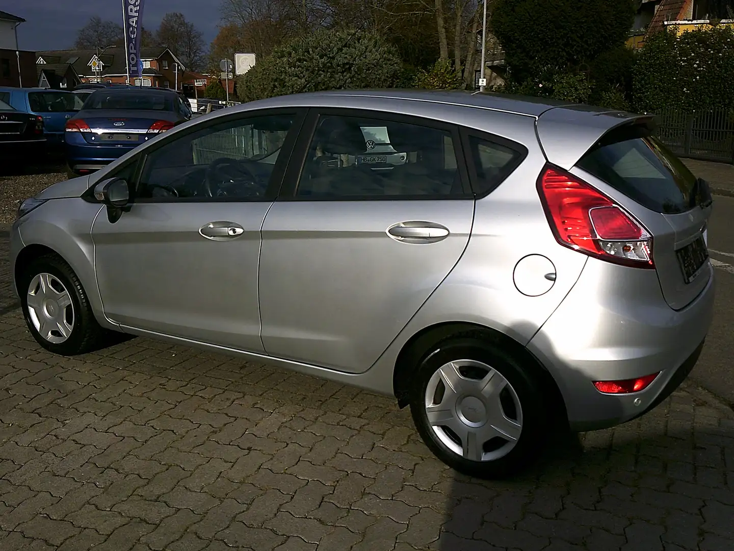 Ford Fiesta Trend Silber - 2