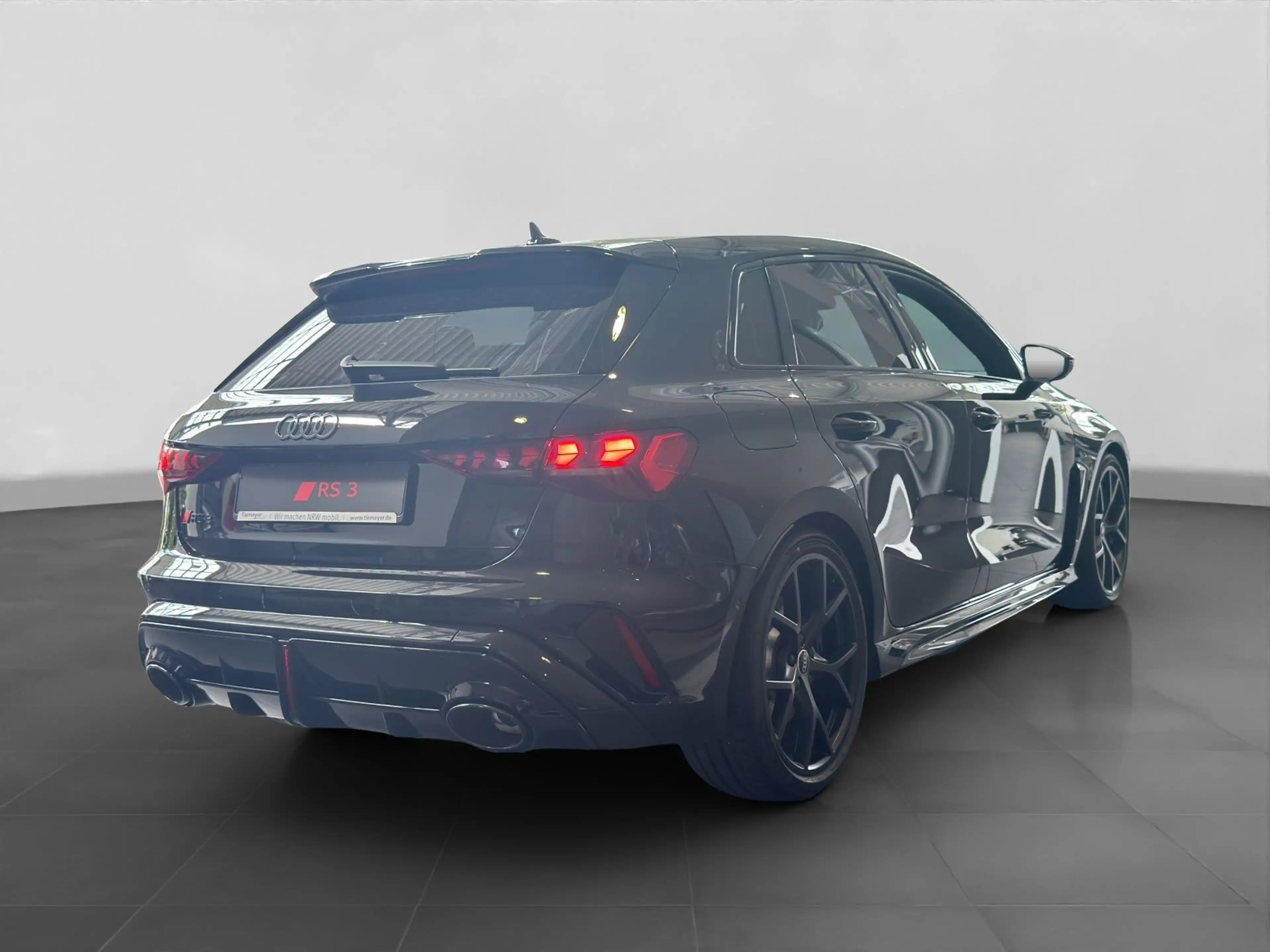Audi RS3 Audi RS 3 Sportback 294 kW S tron — photo 3