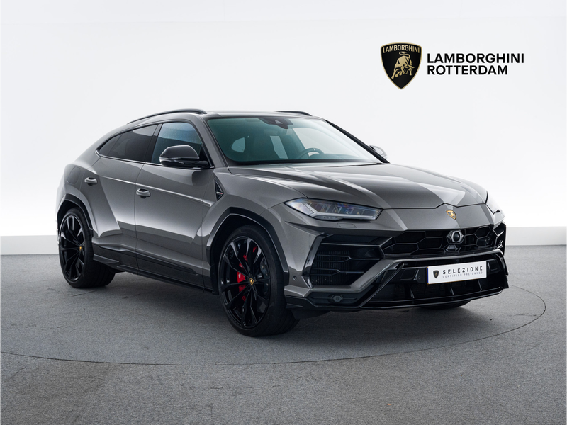 Lamborghini Urus MY22 | Akrapovic | B&O