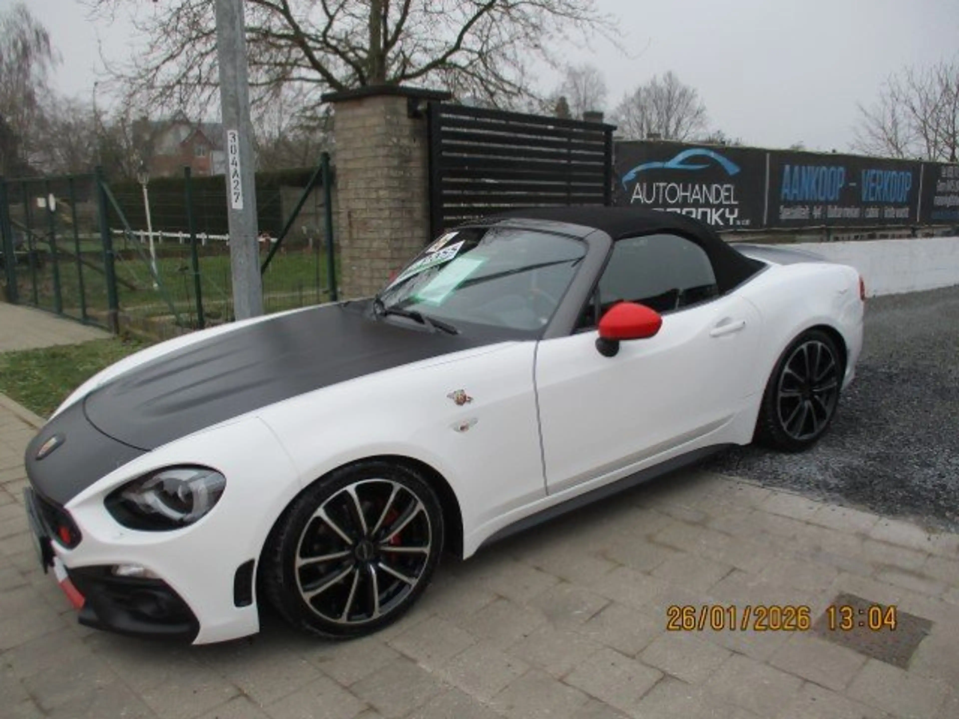 Abarth 124 Spider 1.4I TURBO 170PK FULL OPTION NAVI LEDER MONZA BOSE — photo 9