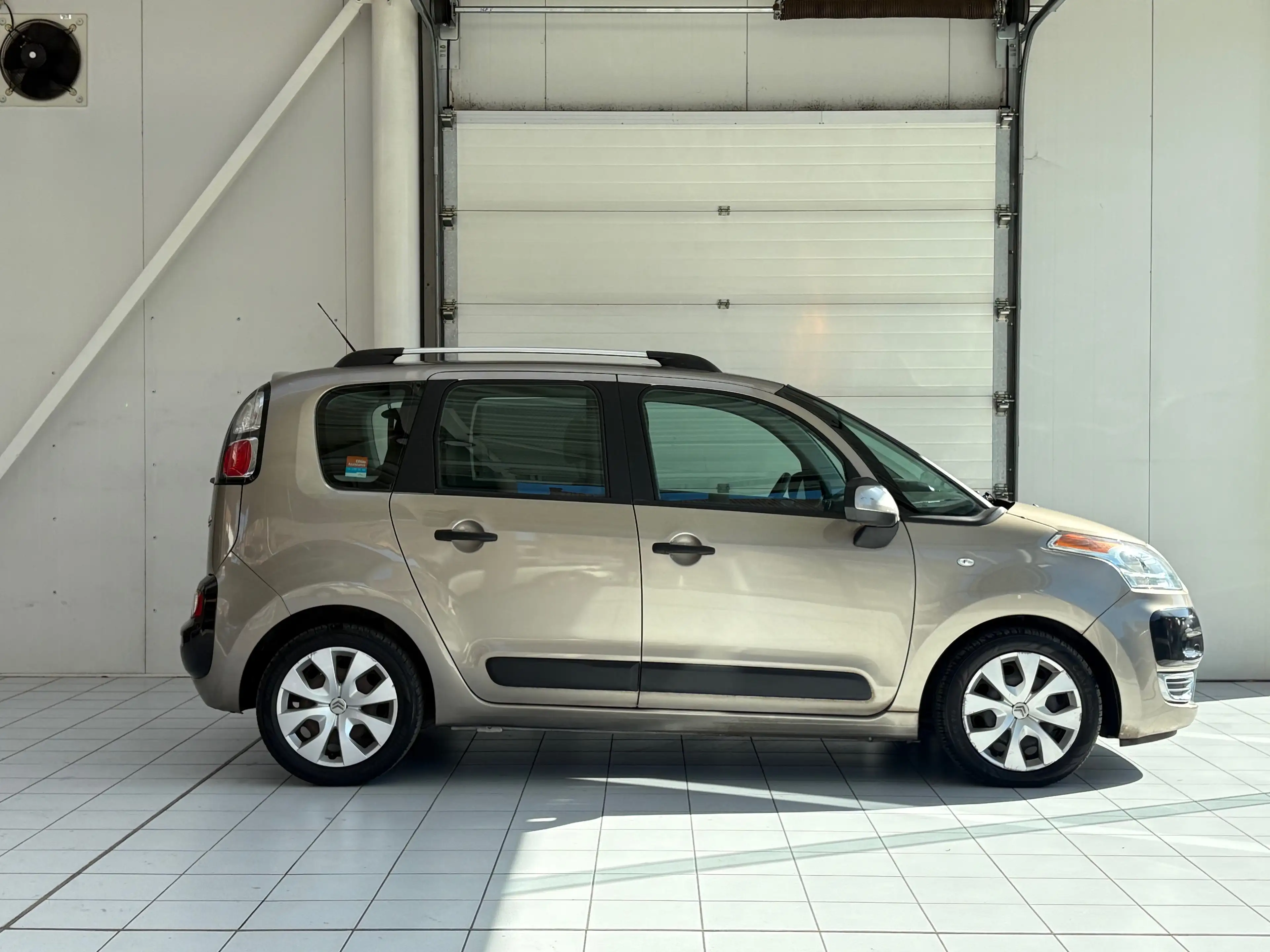Citroen C3 Picasso 1.6 HDi * 1ER PROP * CLIM * 5 PORTES * — photo 6