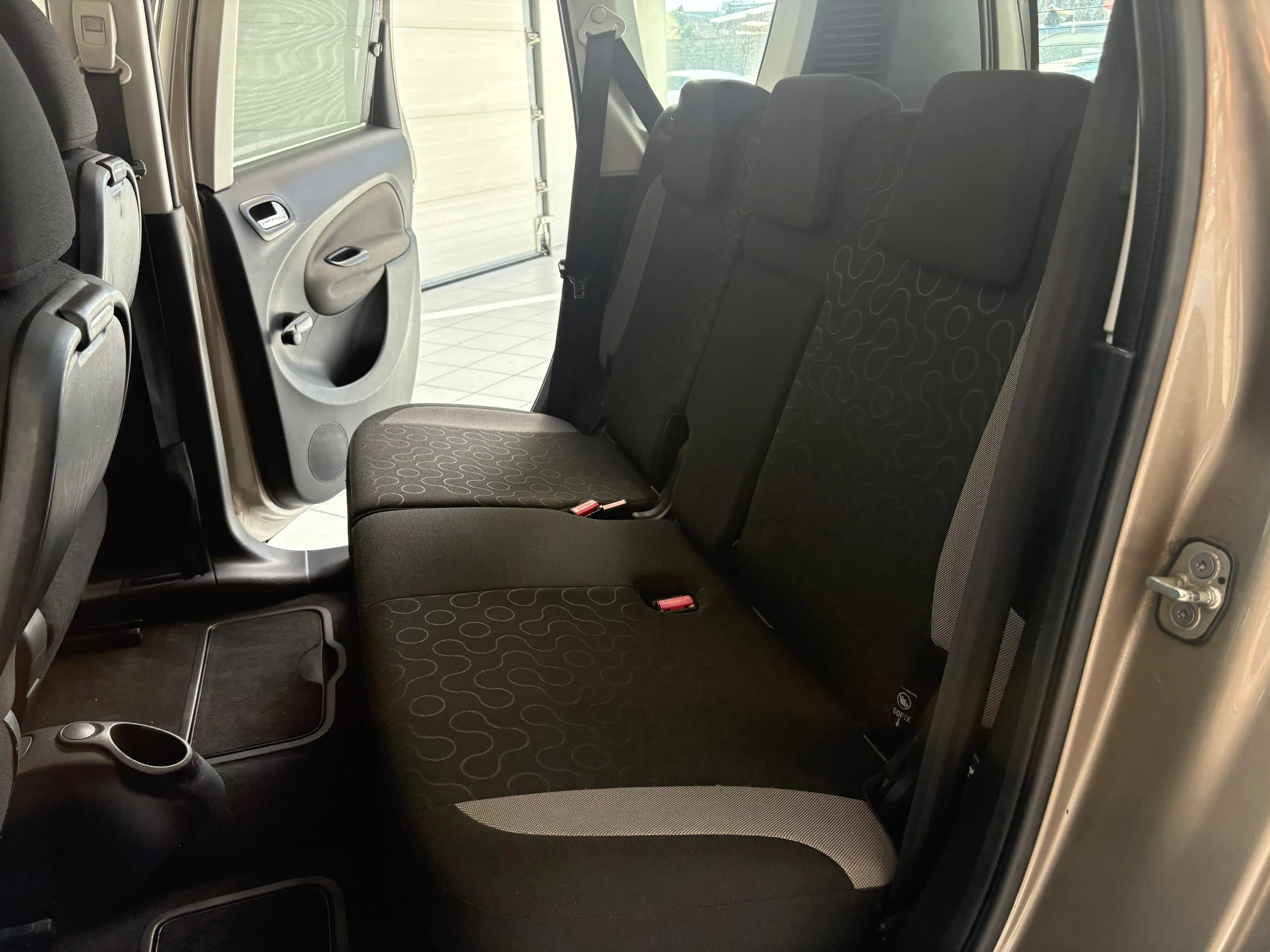 Citroen C3 Picasso 1.6 HDi * 1ER PROP * CLIM * 5 PORTES * — photo 10