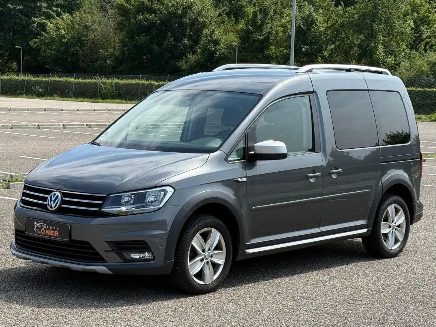 Volkswagen Caddy PKW Alltrack BMT AHK Kamera Gepflegt Gris - 1