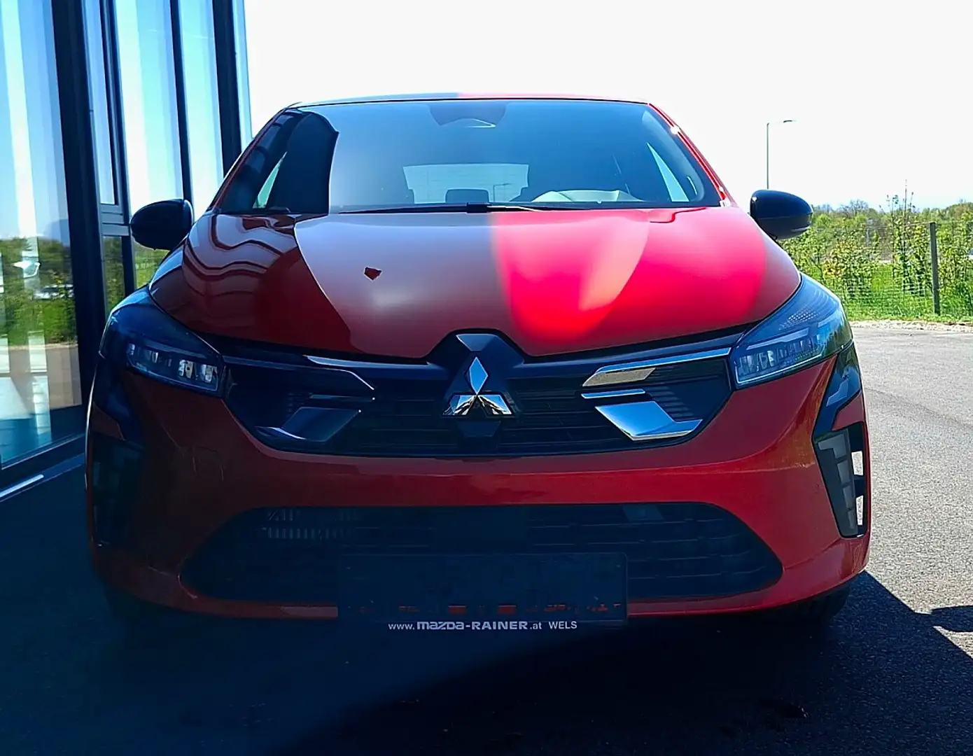 Mitsubishi Colt 1,0 MPI-T Intense Rot - 1