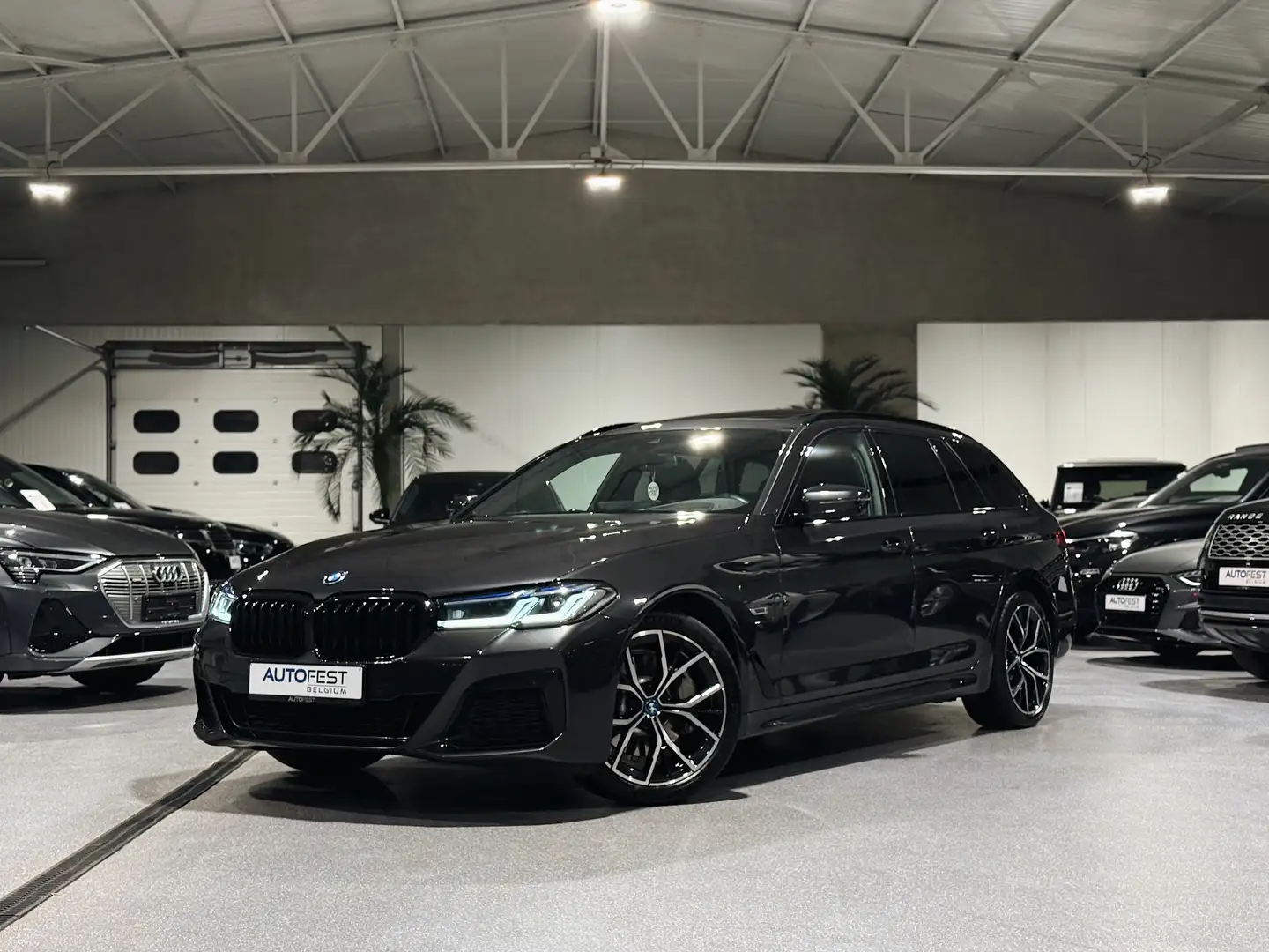 BMW 530 e Touring M-Sport PRO Sophisto Grey - Garantie Gris - 1