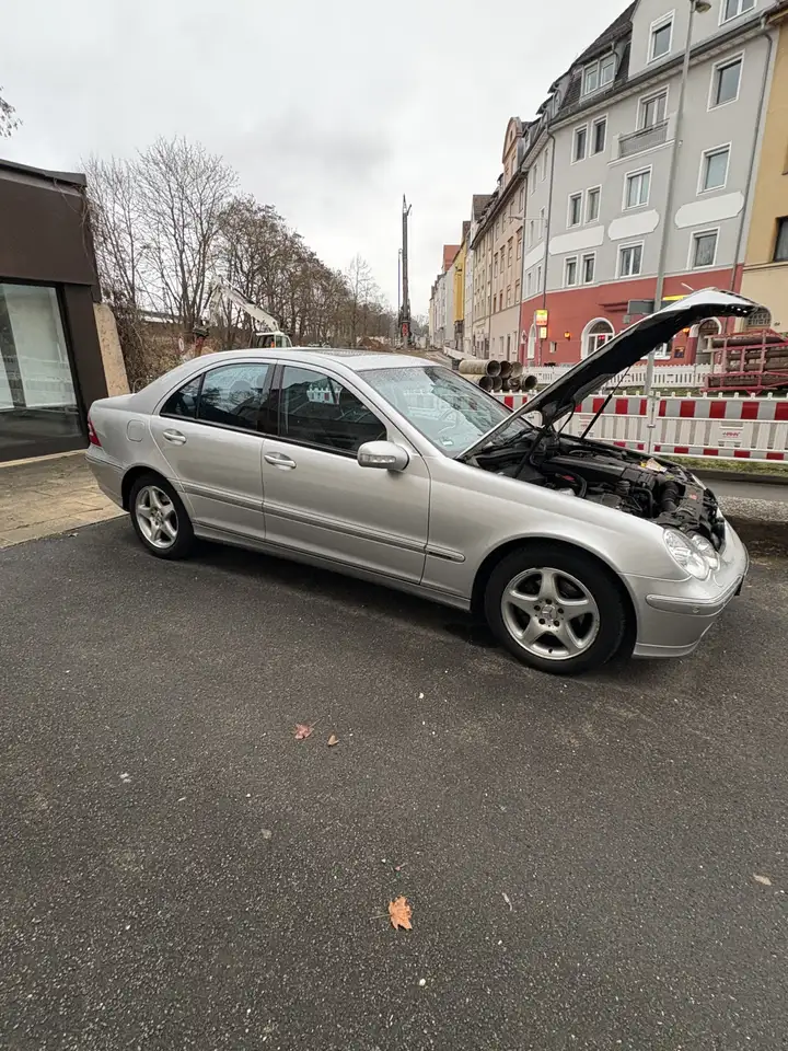 Mercedes-Benz C 180