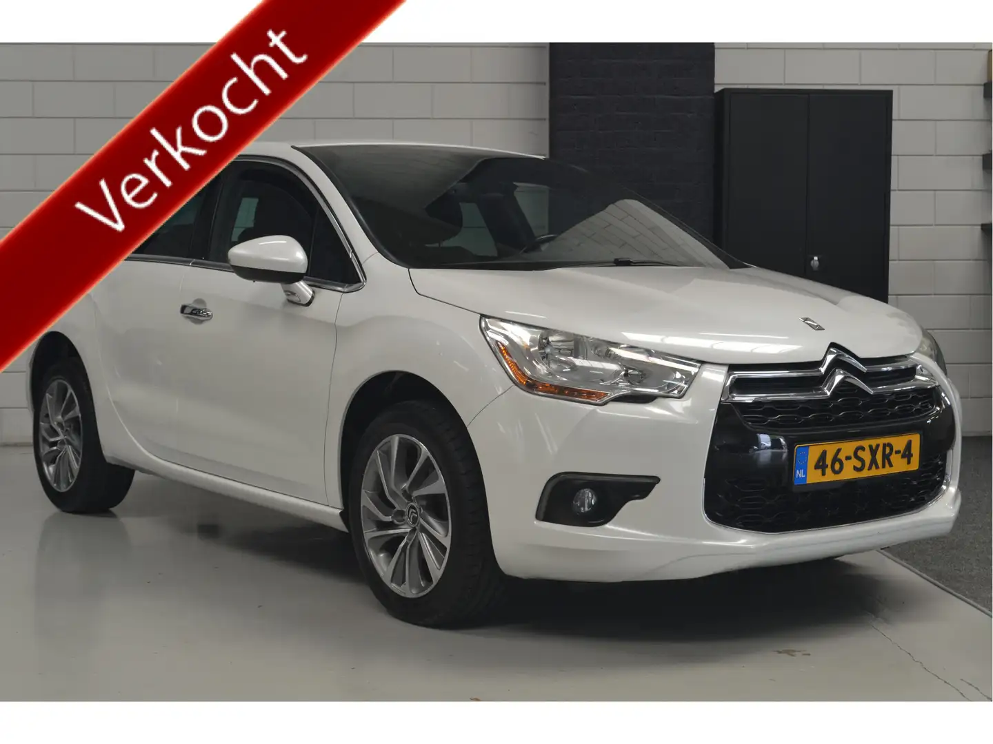 Citroen DS4 1.6 VTi Chic // CLIMA // CRUISE // TREKHAAK // Weiß - 1