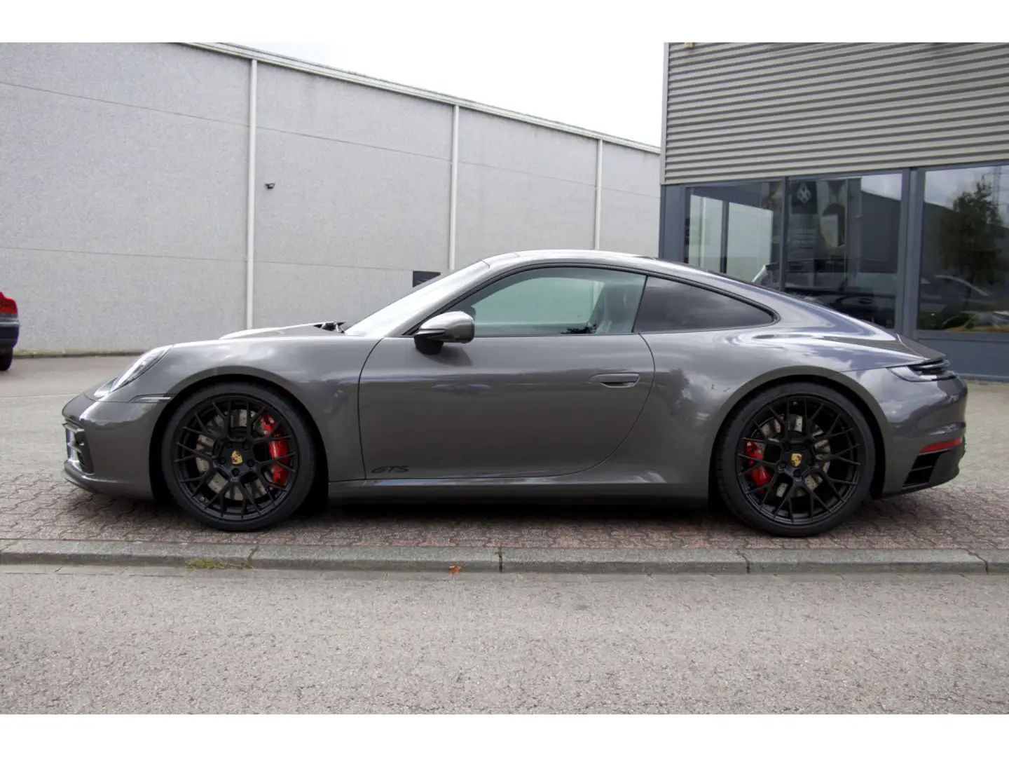 Porsche 992 Carrera GTS InnoDrive roues arrière directrices Gris - 2