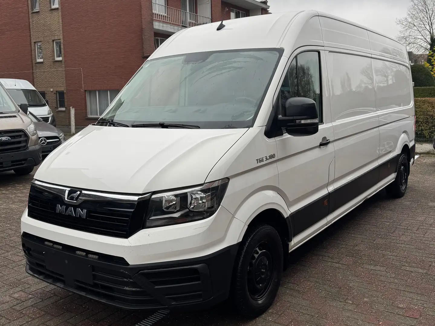 MAN TGE 180 L4H3 2023 automatique Wit - 1