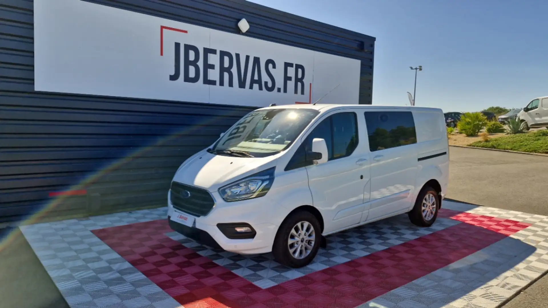 Ford Transit Custom CABINE APPROFONDIE L1H1 2.0 ecoblue 130 limited Blanc - 1