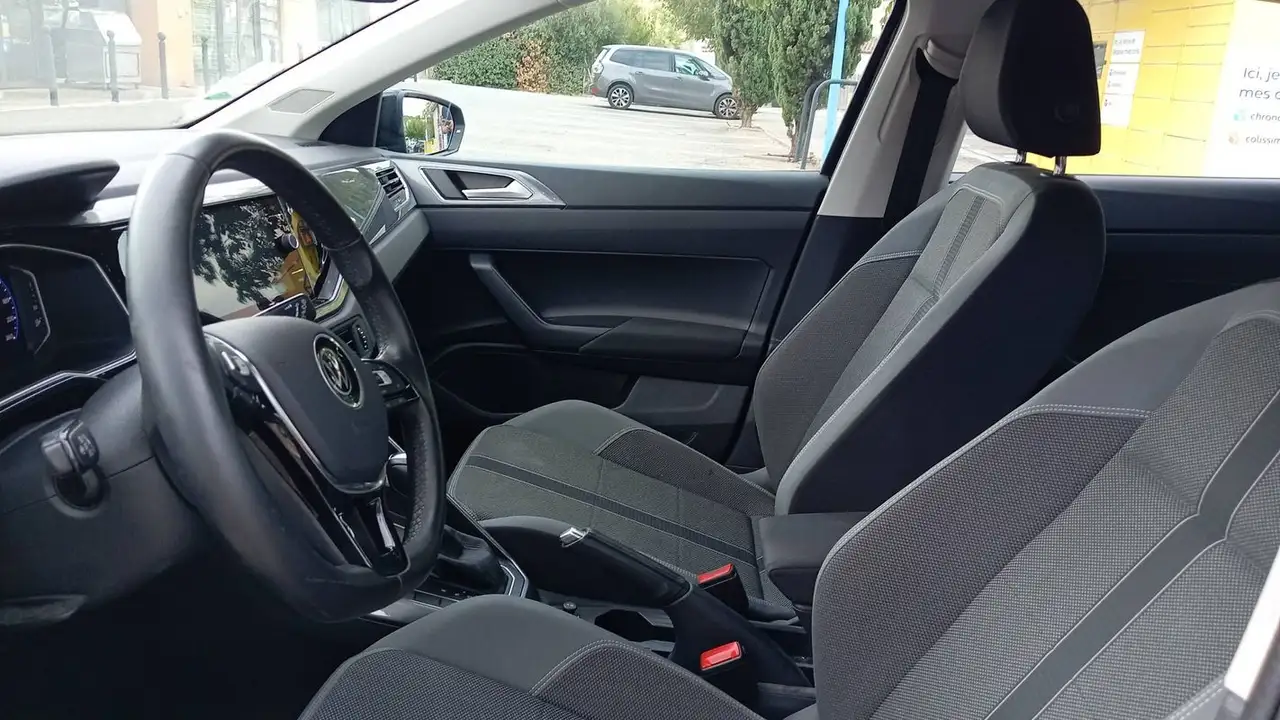 Volkswagen Polo Citadine 5 portes — photo 25