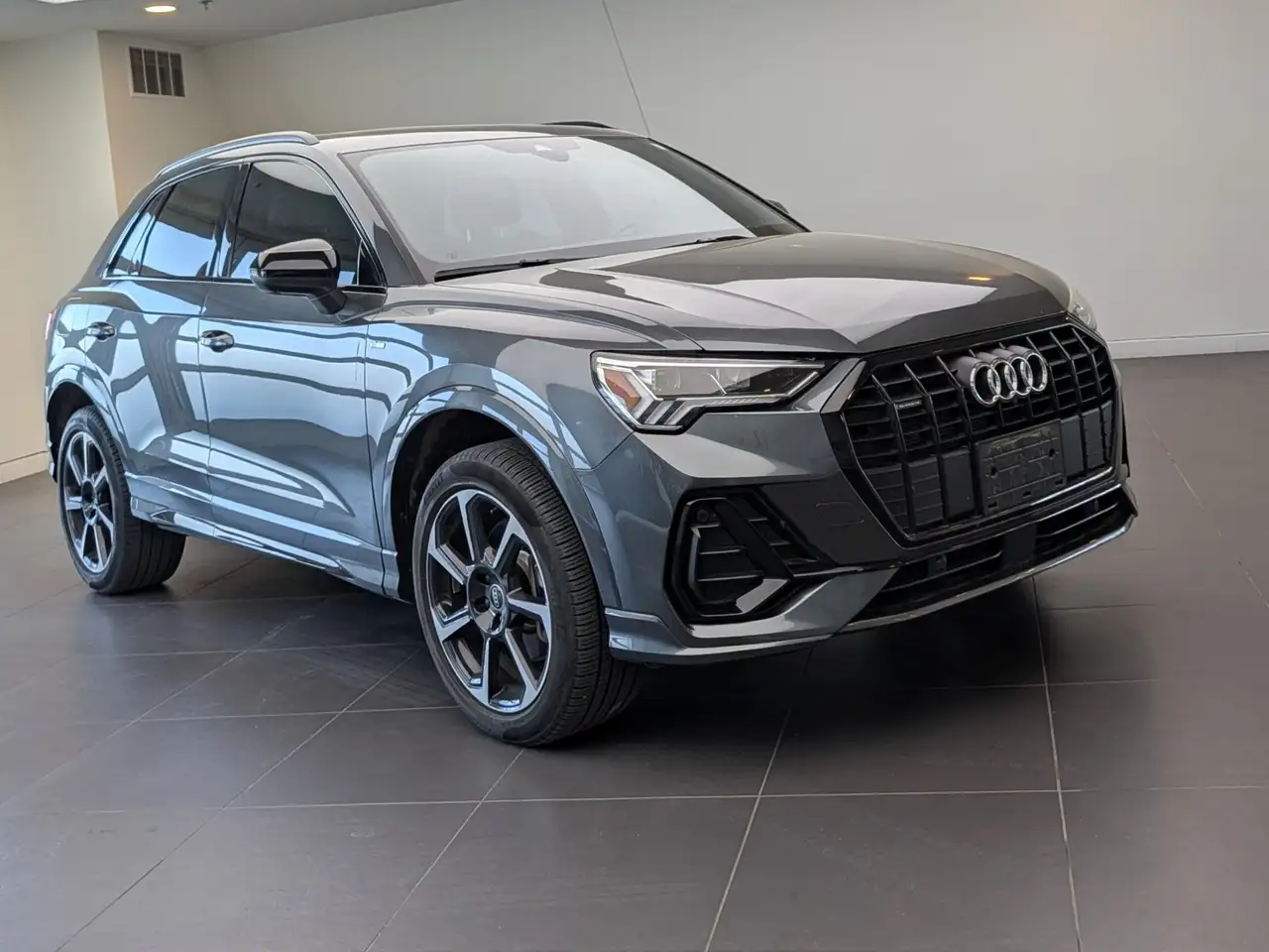 2023 Audi Q3