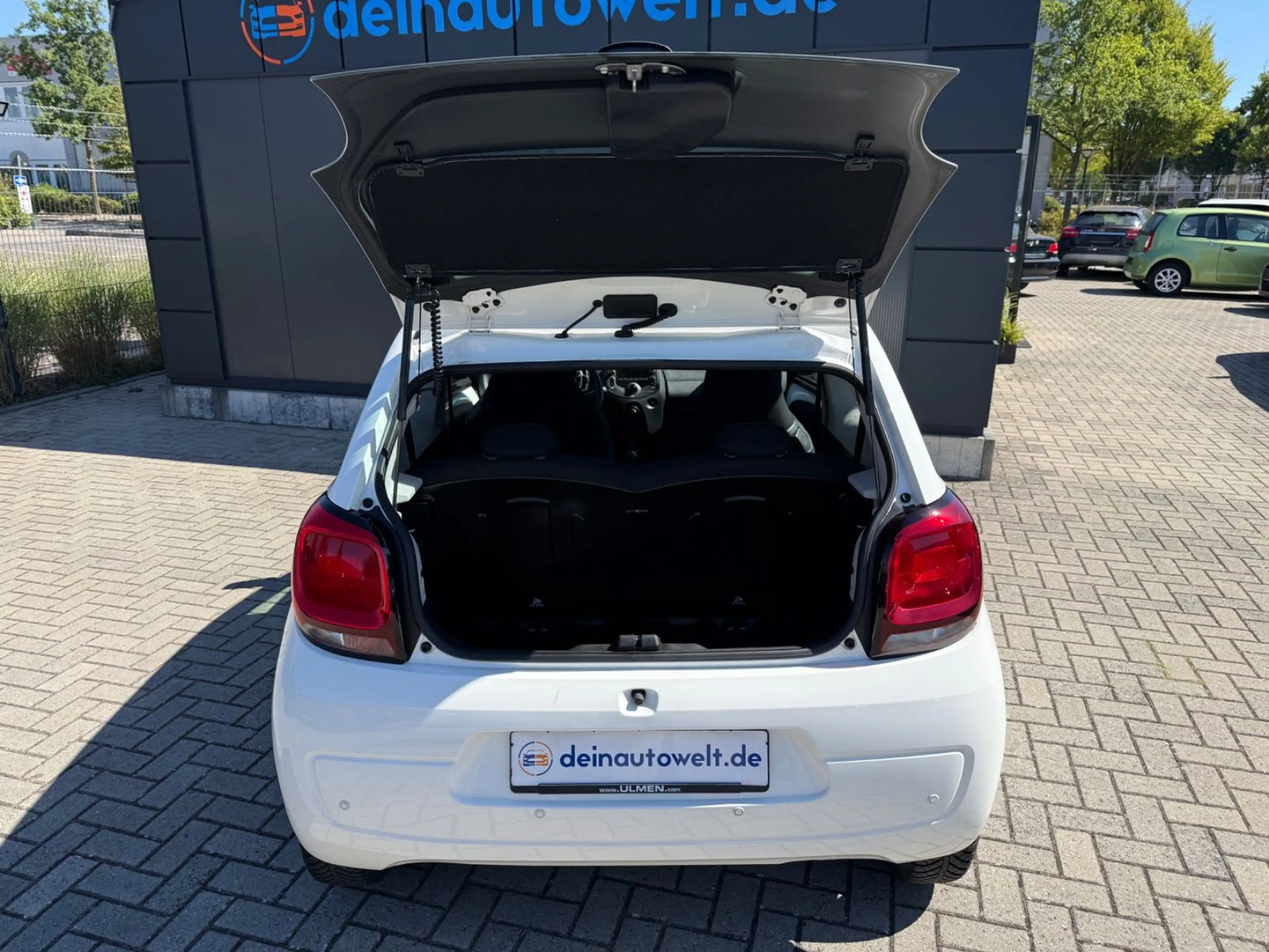 Citroen C1 Live *1.Hand — photo 9