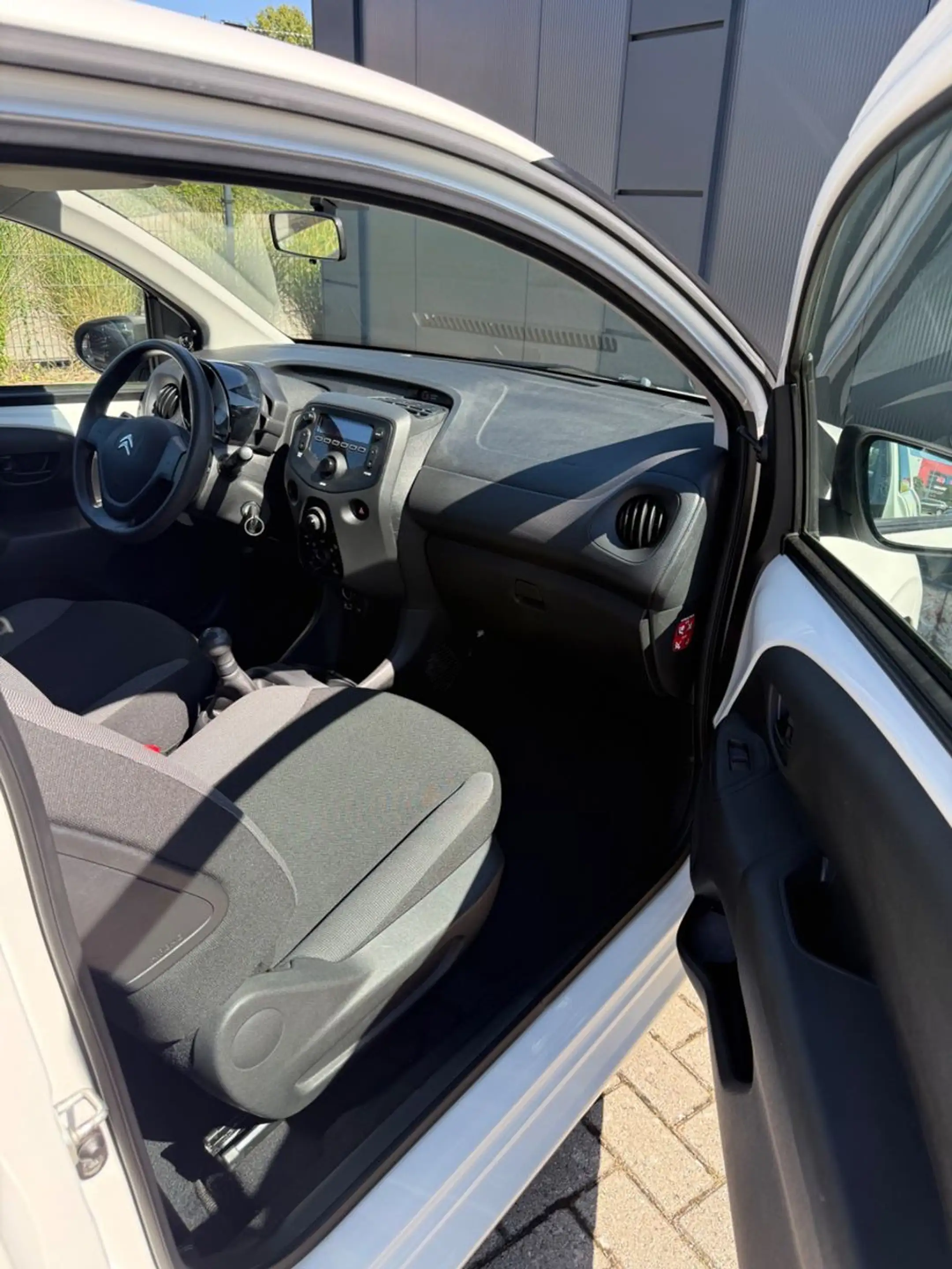 Citroen C1 Live *1.Hand — photo 11