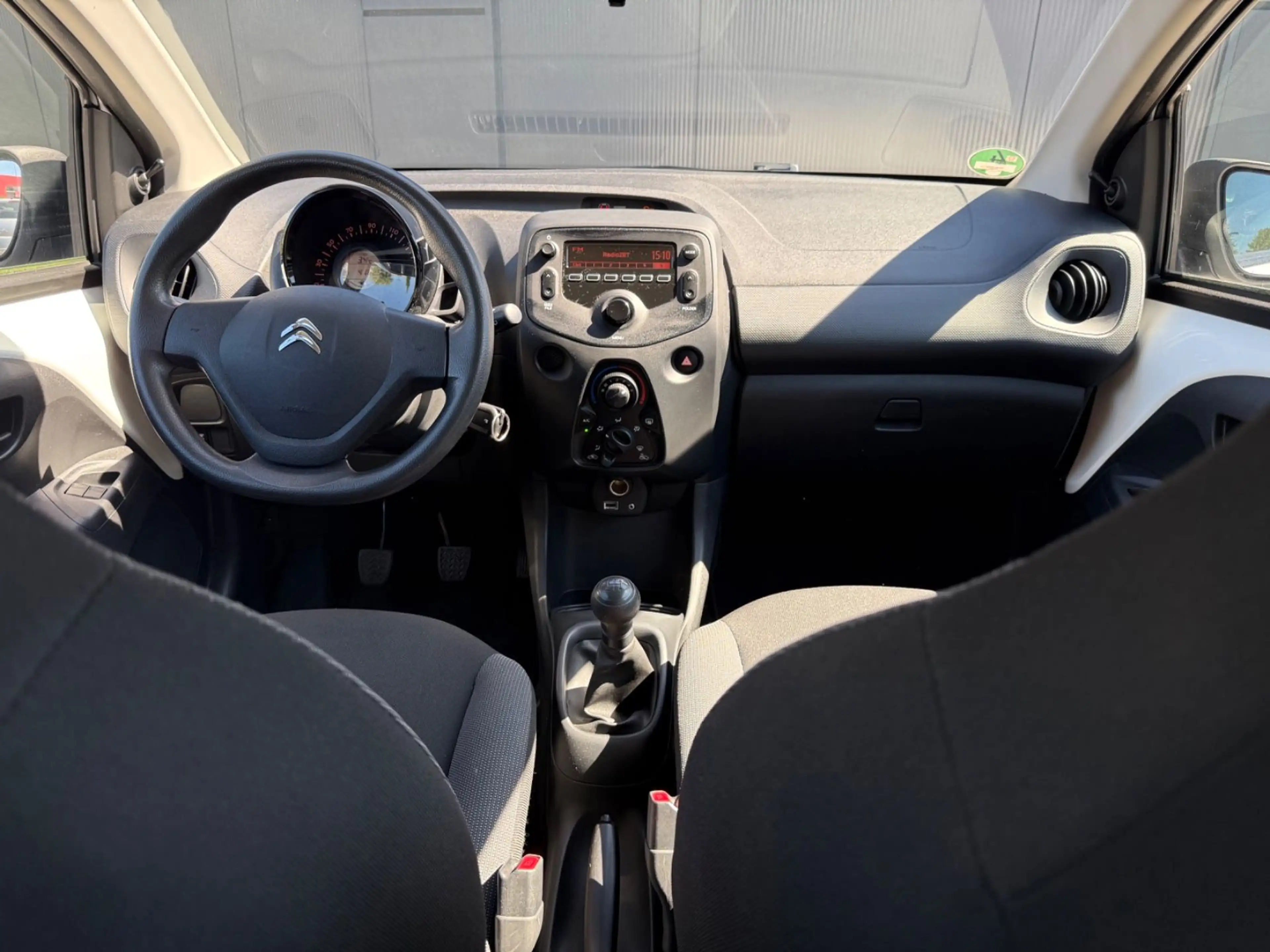 Citroen C1 Live *1.Hand — photo 12