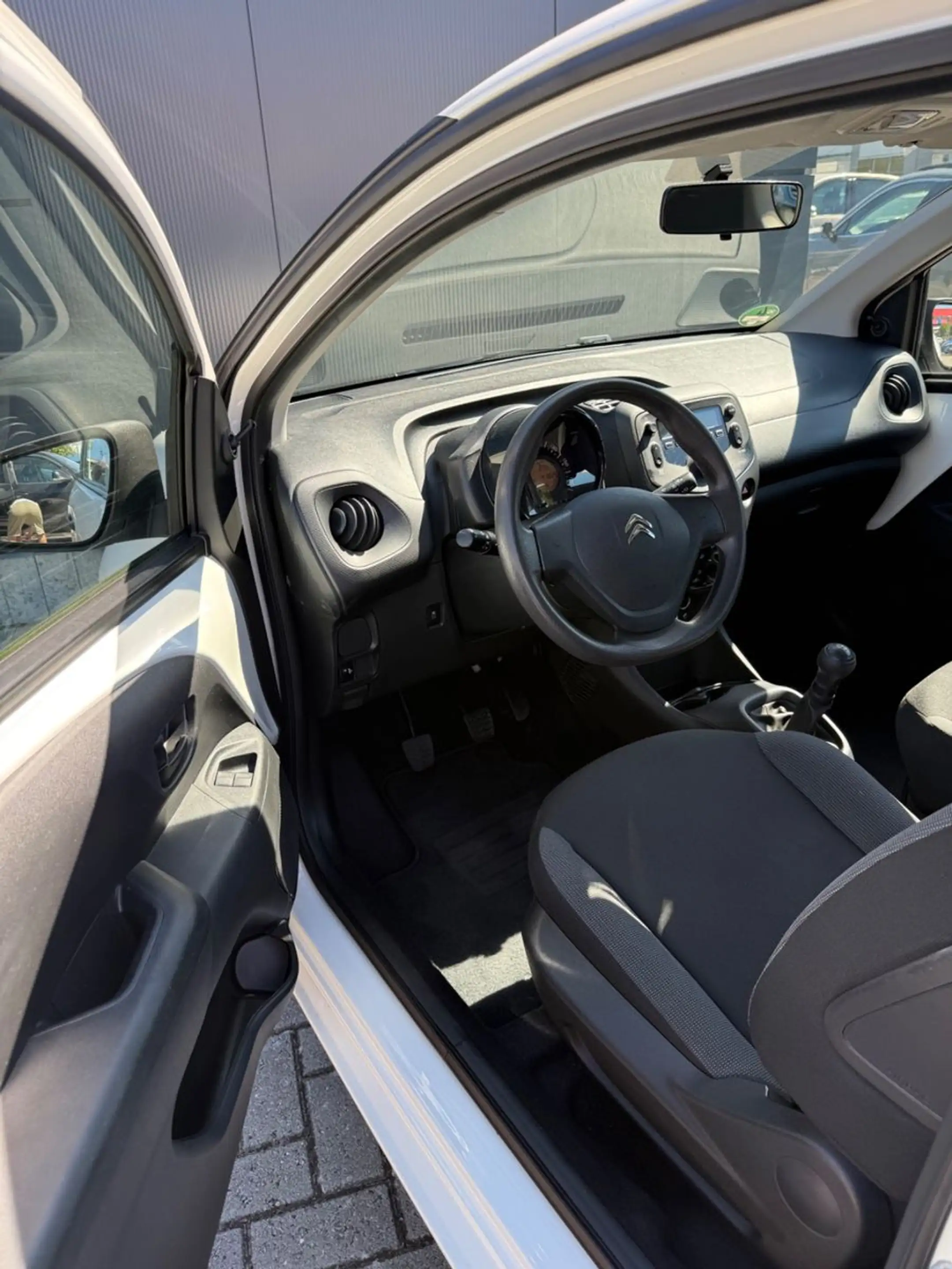 Citroen C1 Live *1.Hand — photo 10