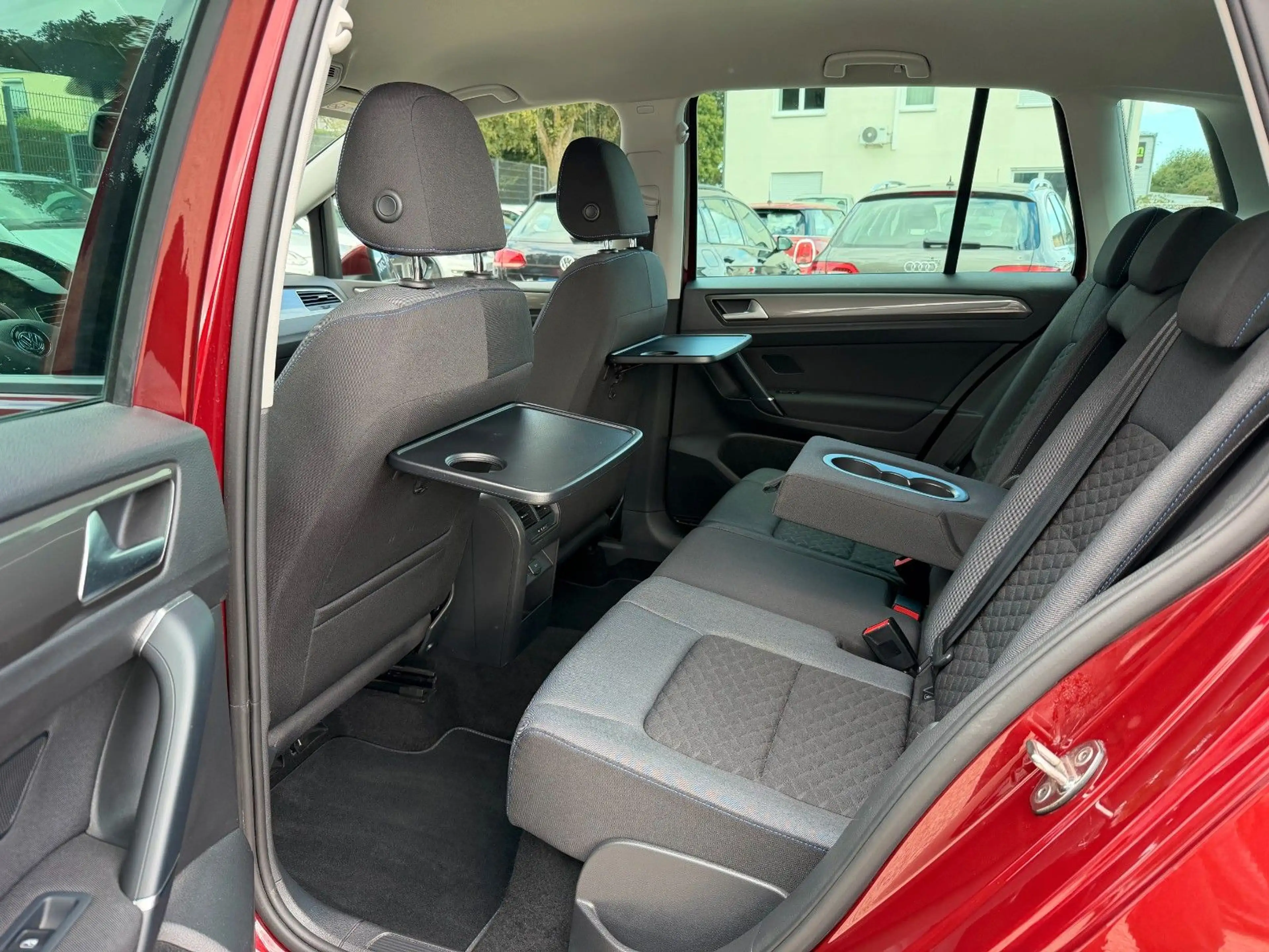 Volkswagen Golf Sportsvan VII Join Navi Sitzheizung AHK — photo 20