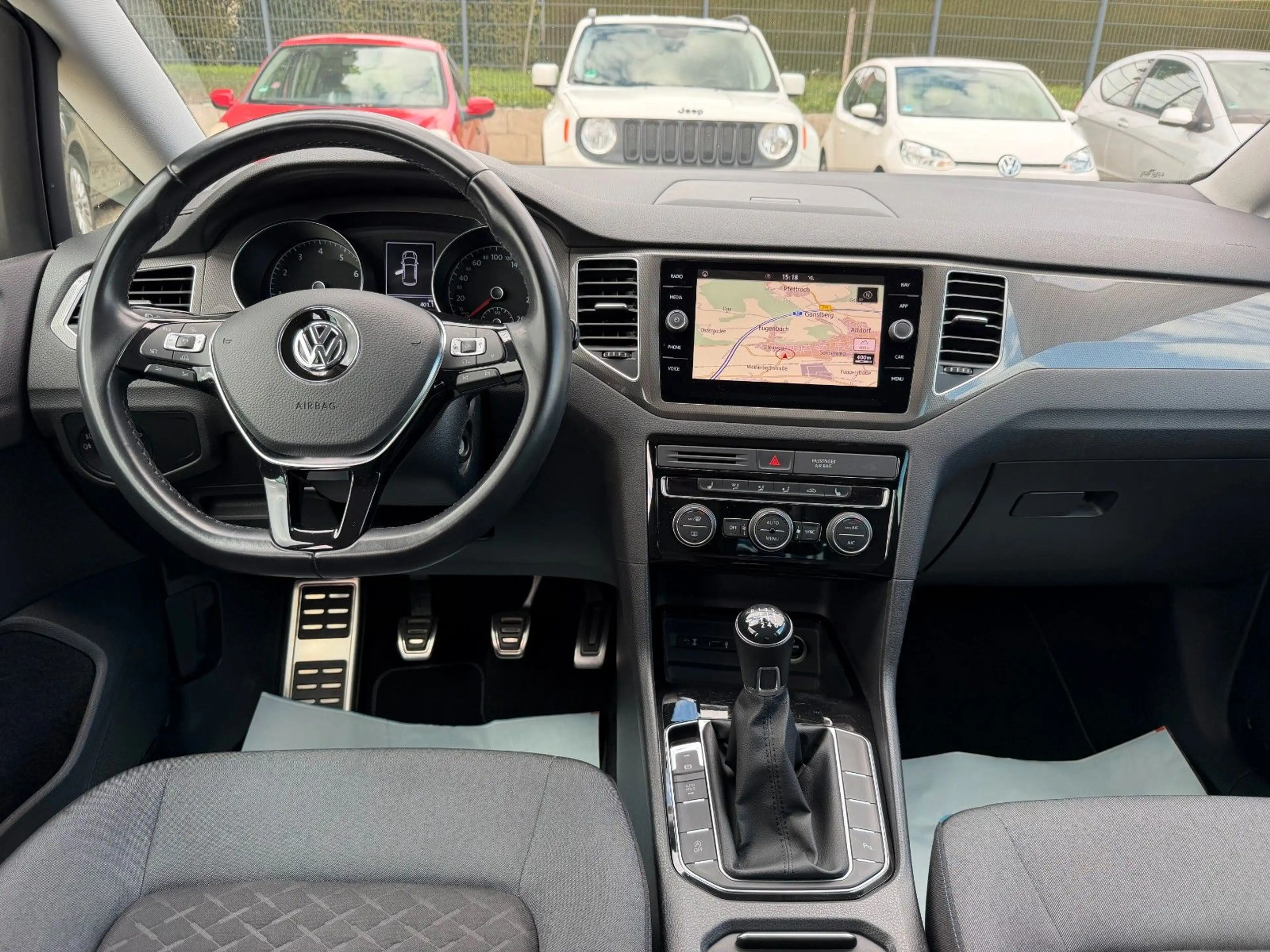 Volkswagen Golf Sportsvan VII Join Navi Sitzheizung AHK — photo 21