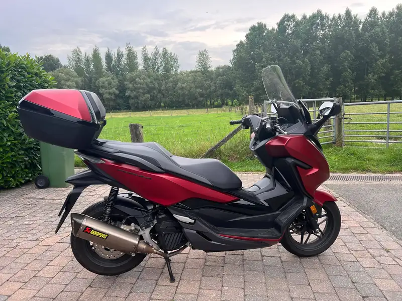 Honda Forza 125 - foto 4