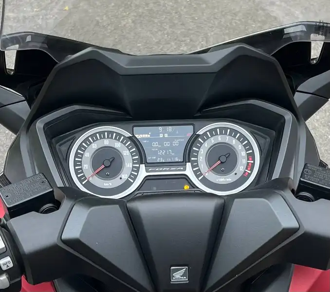 Honda Forza 125 - foto 8