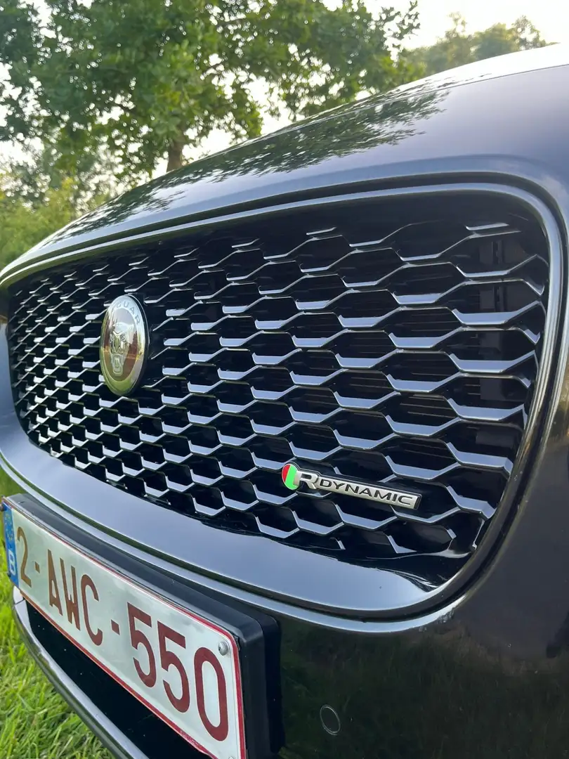 Jaguar E-Pace D180 AWD Aut. First Edition - 2