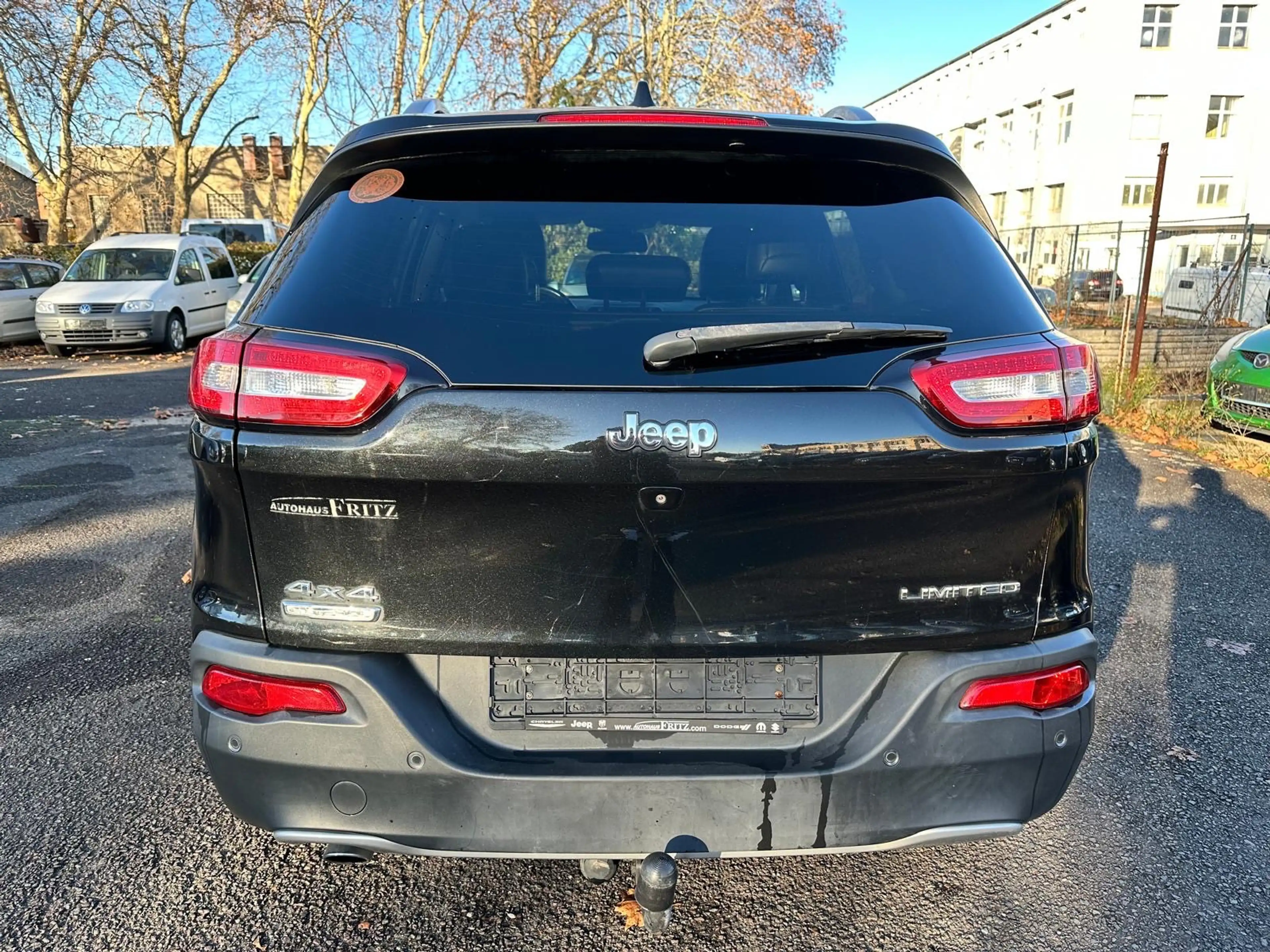 Jeep Cherokee Limited 4WD — photo 5