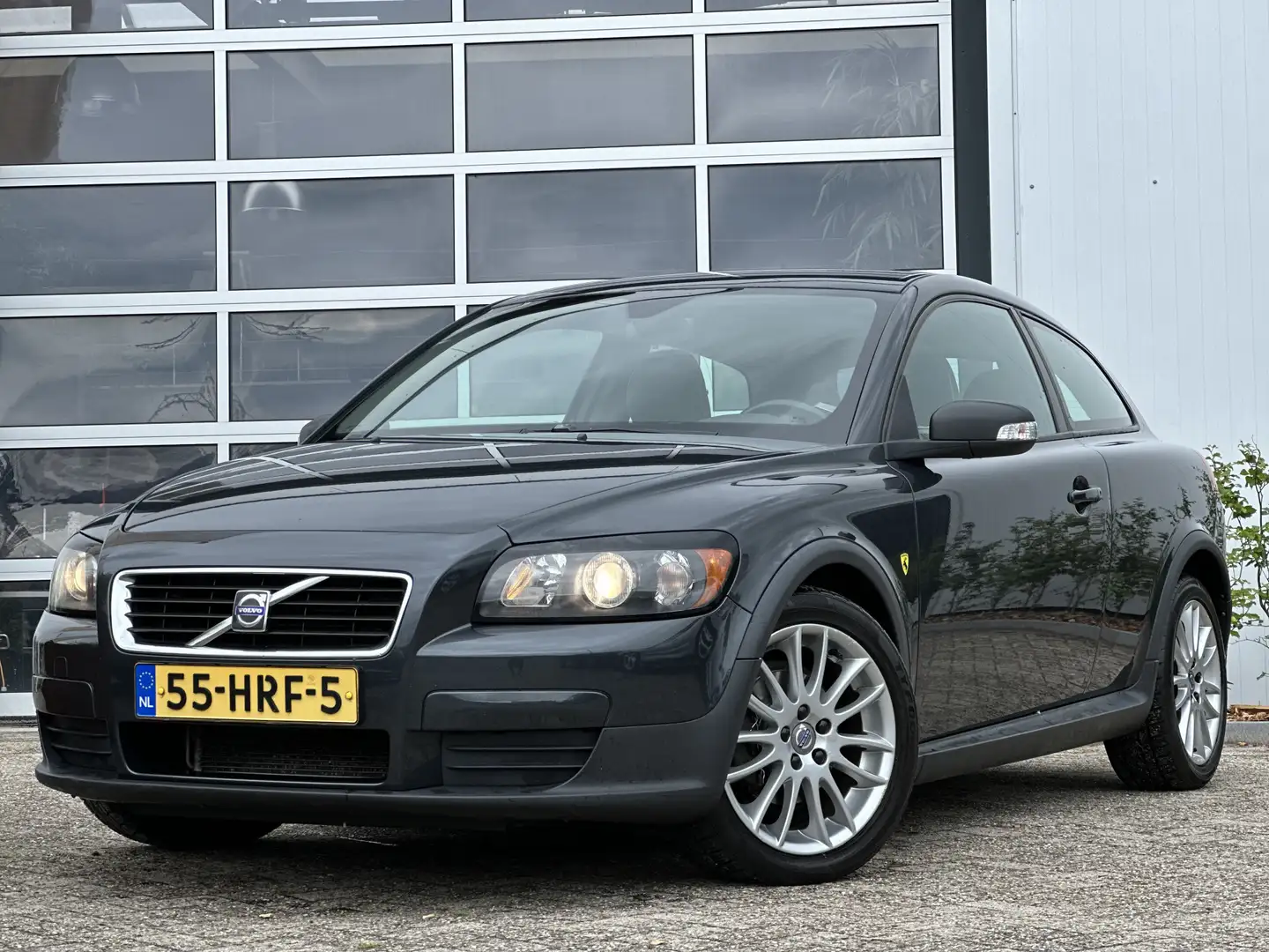 Volvo C30 1.6 Advantage 100pk | Nieuwstaat | Airco | Cruise Grijs - 1