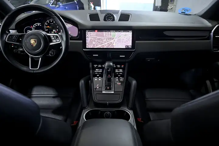 Porsche Cayenne Coupé E-Hybrid 3.0 2020, foto 8