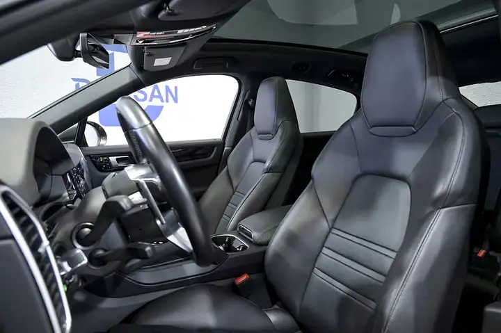 Porsche Cayenne Coupé E-Hybrid 3.0 2020, foto 9