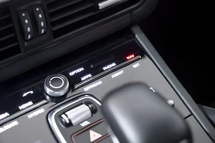 Porsche Cayenne Coupé E-Hybrid 3.0 2020, foto 45
