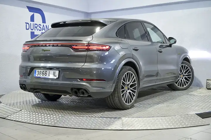 Porsche Cayenne Coupé E-Hybrid 3.0 2020, foto 5