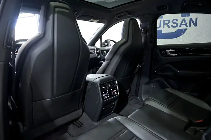 Porsche Cayenne Coupé E-Hybrid 3.0 2020, foto 16